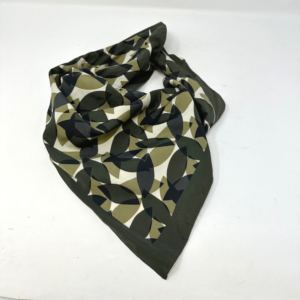 Abstract Geometric Print‎ Scarf Green 23 x 23"